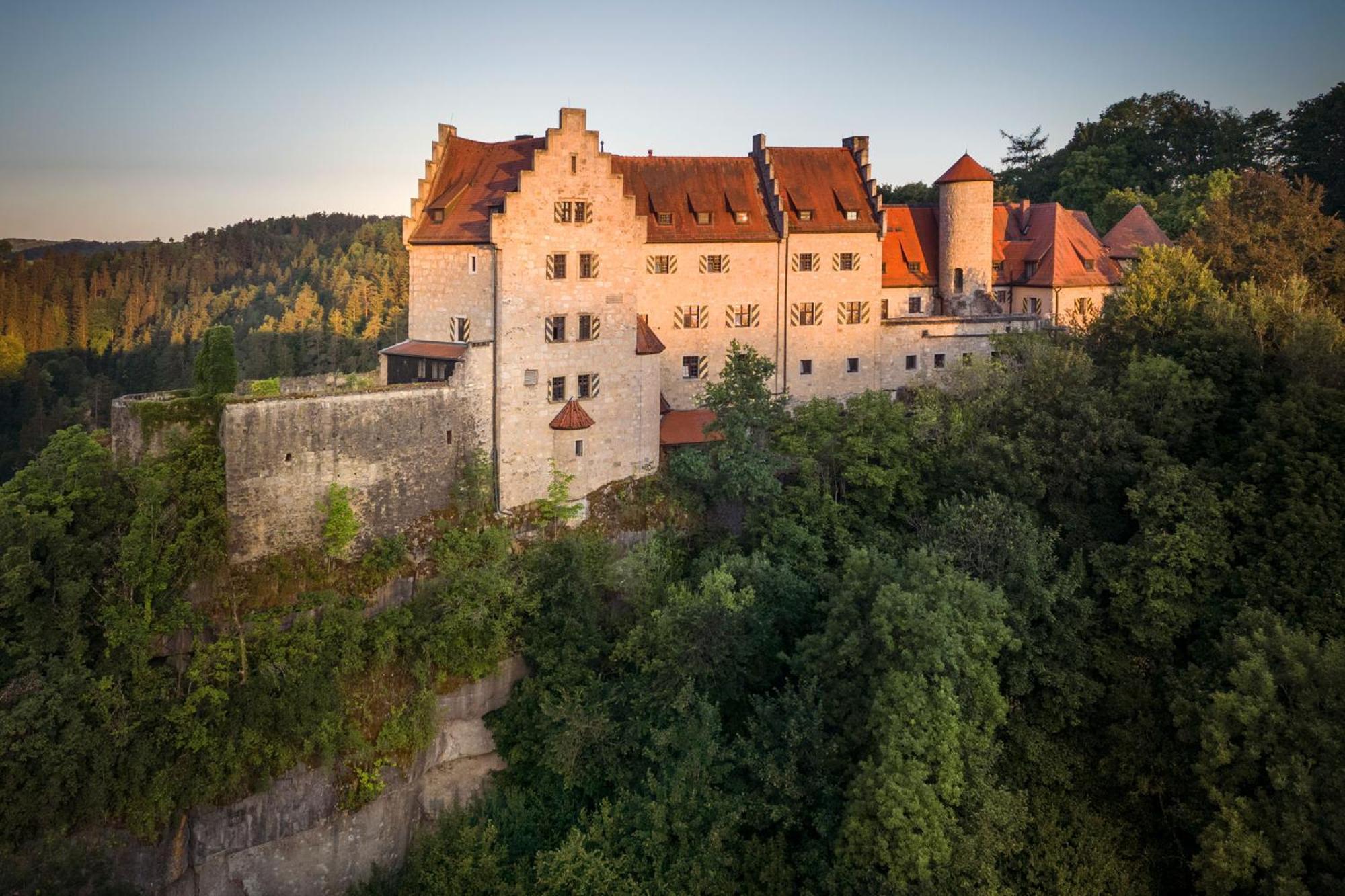 Hôtel Burg Rabenstein à Kirchahorn Extérieur photo